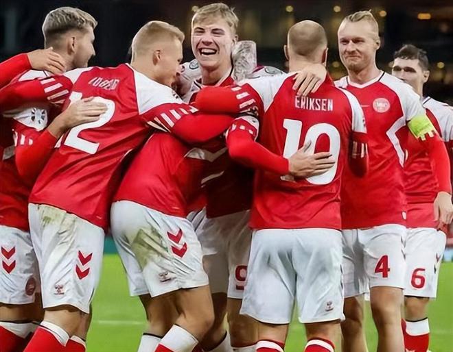 关于荷兰队在欧预赛比赛中取得胜利，积分榜上升的信息