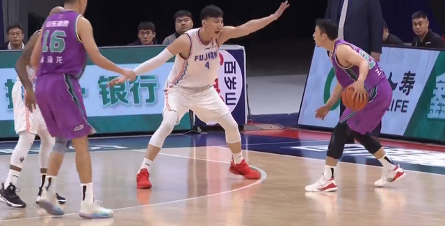 博鱼体育下载-福建男篮外援伤愈,重回赛场砍分多少