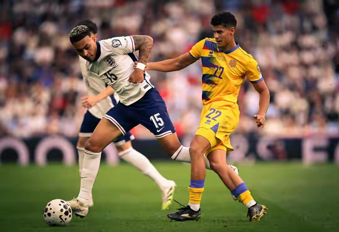 关于圣埃蒂安在客场战胜勒阿弗尔，保持不败纪录的信息