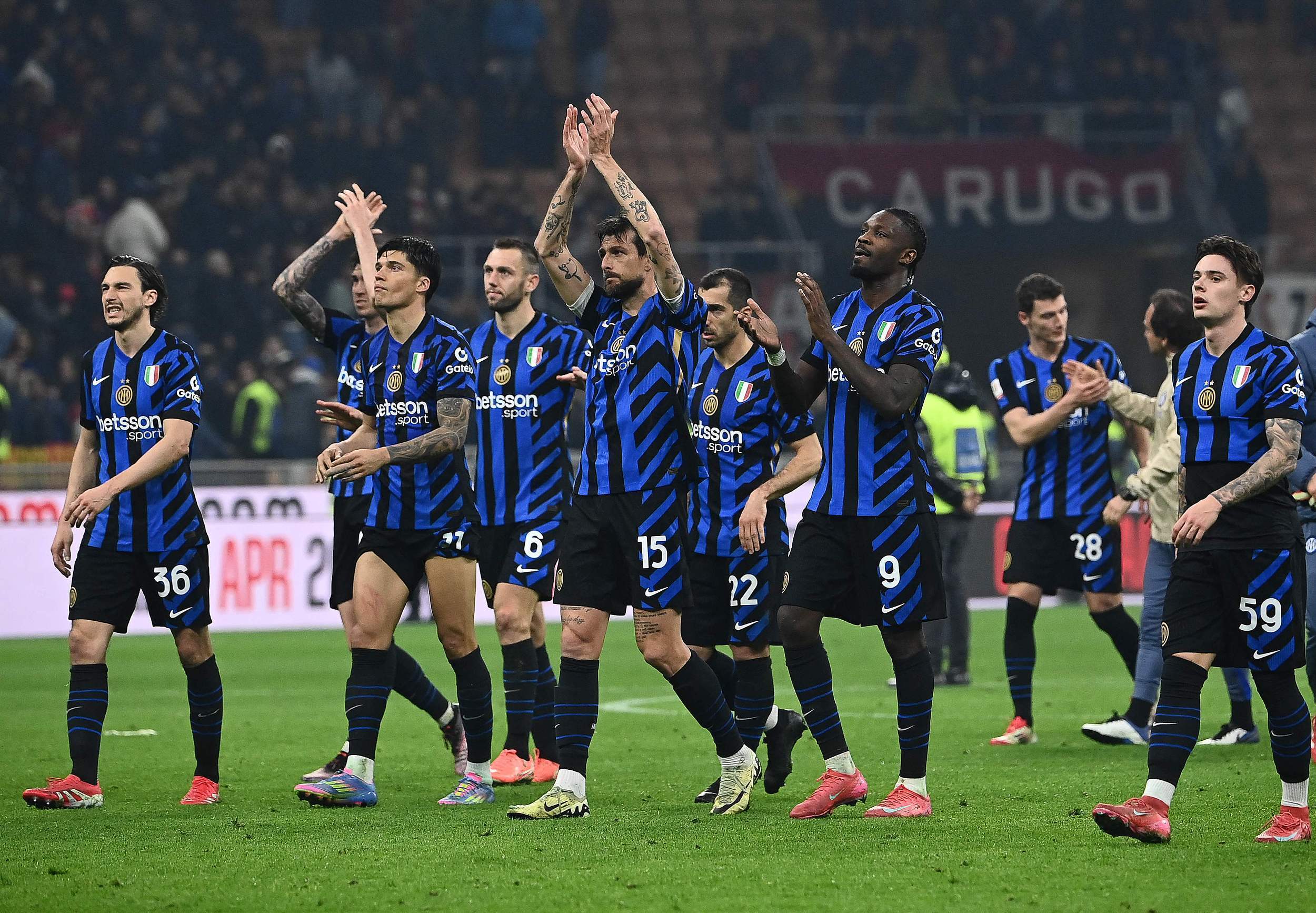 AC米兰后防反击犀利，战术灵活阵地反击