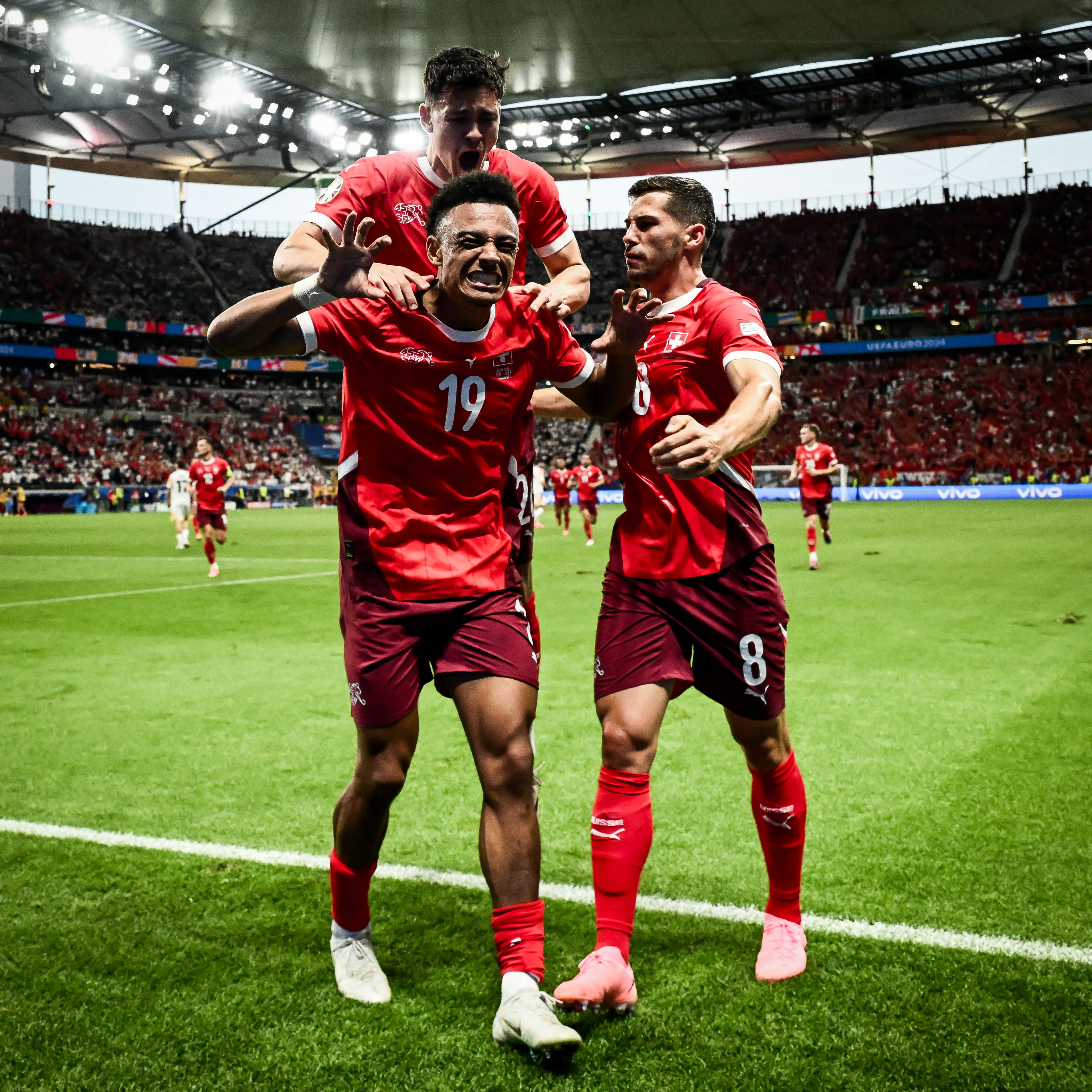 博鱼-法国力克瑞士，晋级欧锦赛半决赛(法国力克瑞士,晋级欧锦赛半决赛是哪一年)